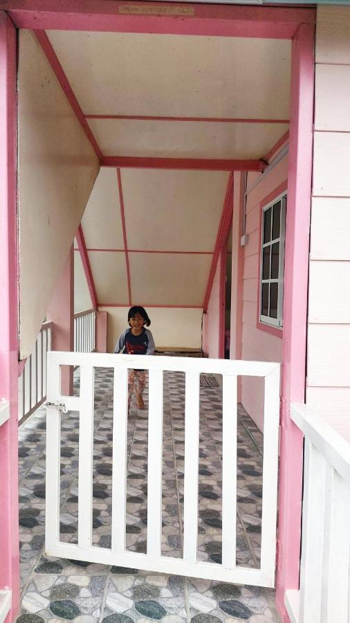 Dongorit Cabin Deluxe Room Kampong Kundassan Exteriör bild